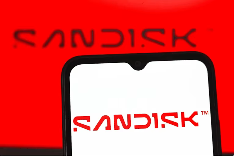تراجعات سهم Sandisk أصبحت الآن فرصة للشراء: ماذا يعني حقاً البيع المكثف خلال يومين؟