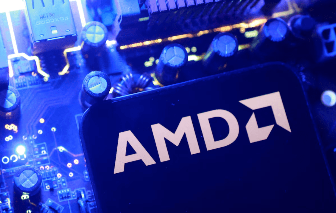 قیمت سهام AMD پس از هدف قیمتی ⁦$800⁩ از سوی Citi به ⁦$650⁩ نزدیک شد: چرا تحلیلگران از رنسانس CPU می‌گویند