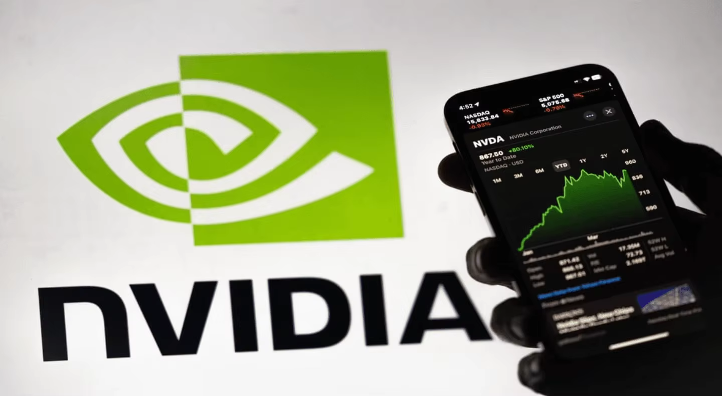 Cổ phiếu NVDA tăng sau khi Nvidia phủ nhận tin đồn trì hoãn hệ thống rack AI Kyber: Những điều nhà đầu tư cần biết