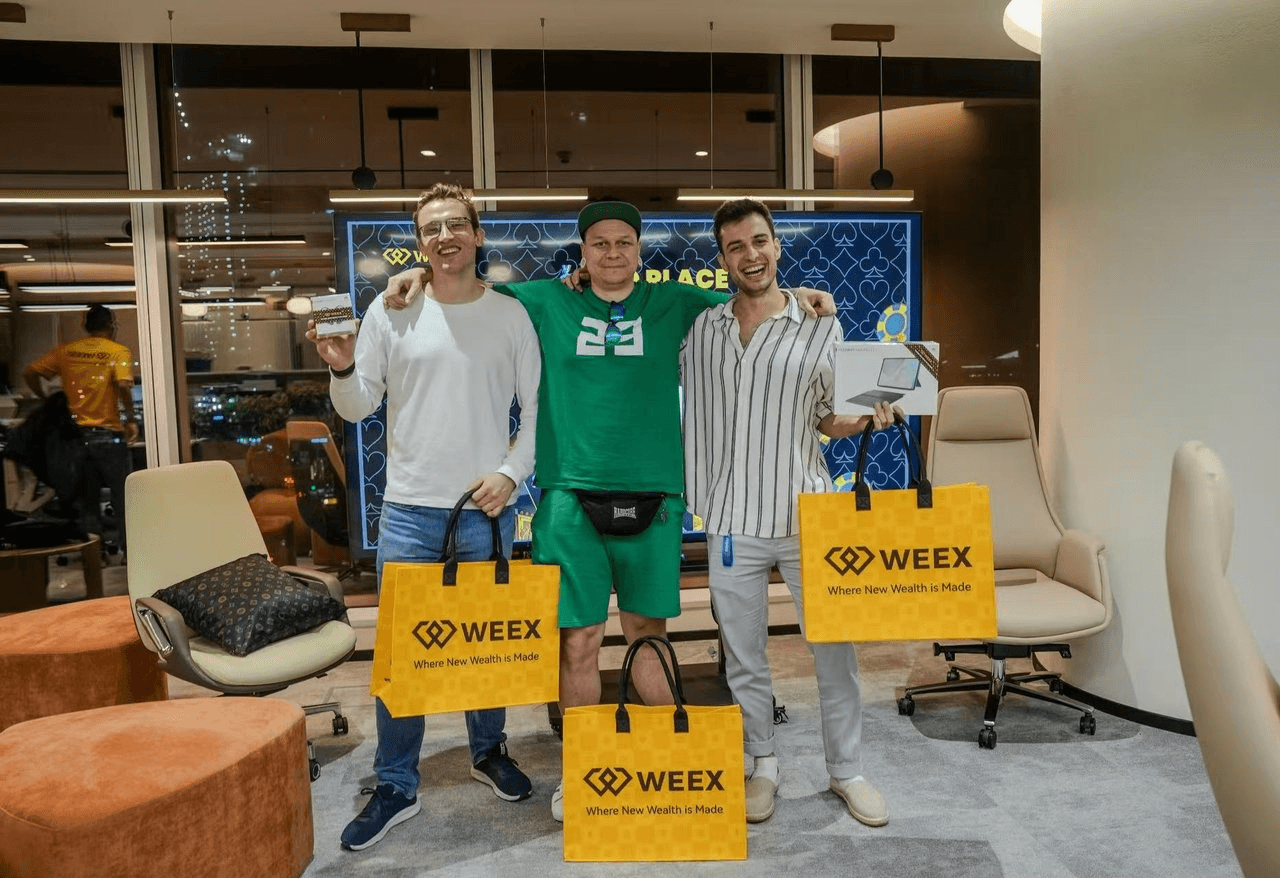 WEEX na Blockchain Life 2025(4).PNG