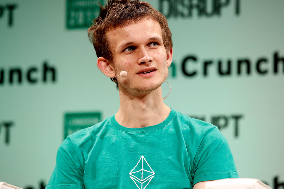 ¿Quién es Vitalik Buterin? La guía completa sobre el fundador de Ethereum