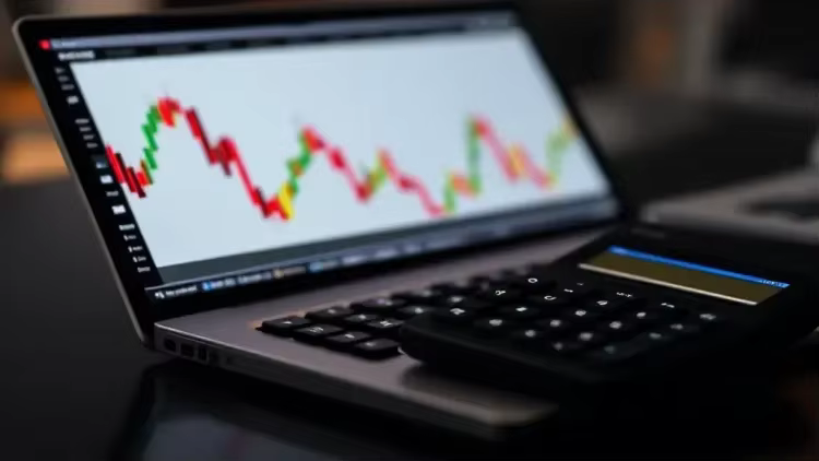 Ley de criptomonedas en Ucrania en 2025: qué ha cambiado y cómo declarar los ingresos en cripto