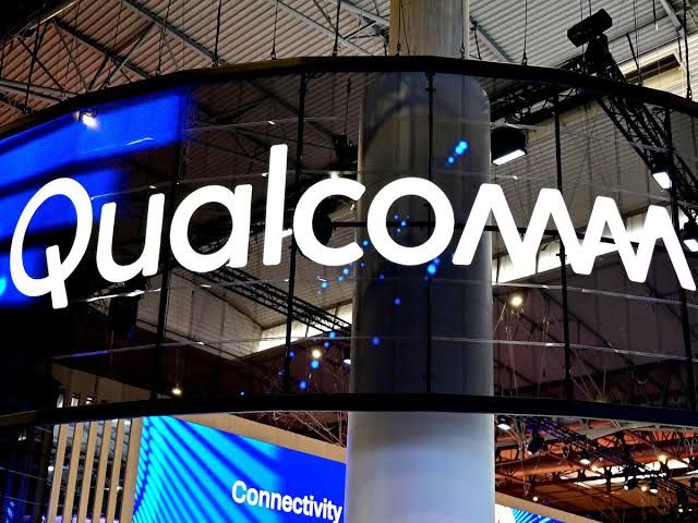 Preço das ações da Qualcomm: perspectivas para 2026, catalisadores e acesso